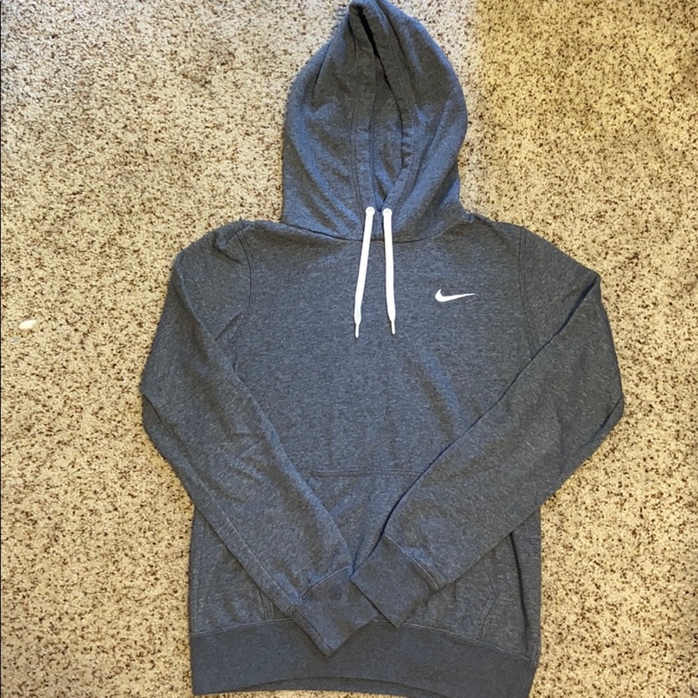 GREY NIKE HOODIE